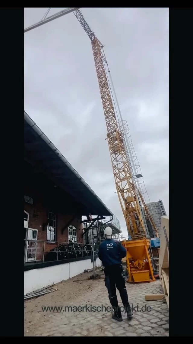 Harley Update: Heute wurde der Abbund für die @harleystationkw geliefert. 🙌🏼 #maerkischeprojekt #harleystation #bau#harleydavidson#generalunternehmer