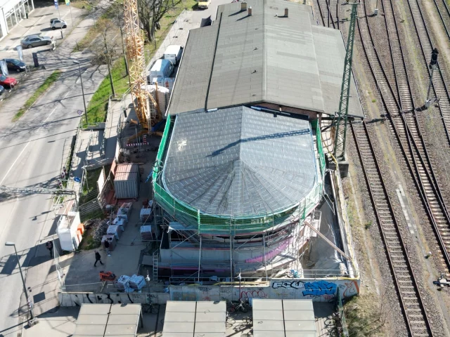 Am Mittwoch war einer der großen Tage- Das Richtfest! @harleystationkw Unser Zimmermeister hat einen tollen Richtspruch vorgetragen. 🙏💪🏻🙌🏼#harleydavidson #maerkischeprojektbau#richtfest #harleystationkönigswusterhausen